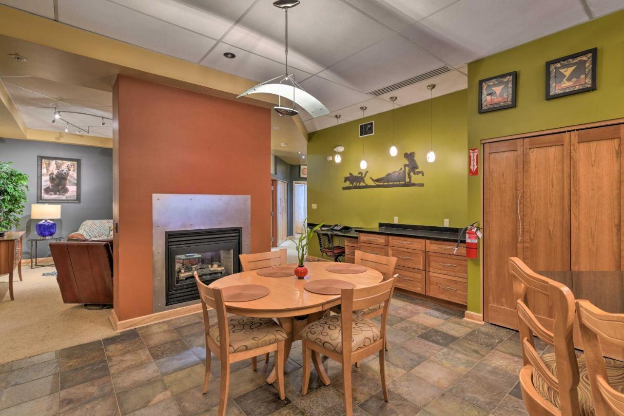 Idyllic Dtwn Anchorage Condo With Fireplace! Luaran gambar